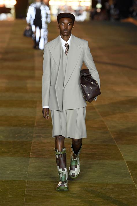 the runway louis vuitton